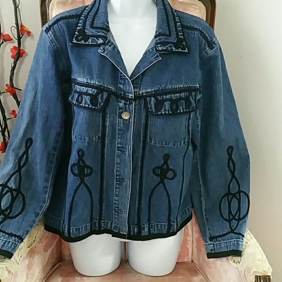 Jean jacket - Picture 1 of 4